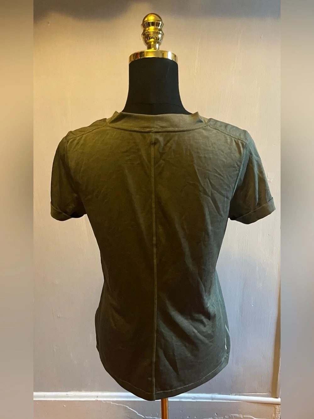 The North Face Flashdry V Neck Short Sleeve Olive Green Women’s Shirt Size M - Picture 2 of 9